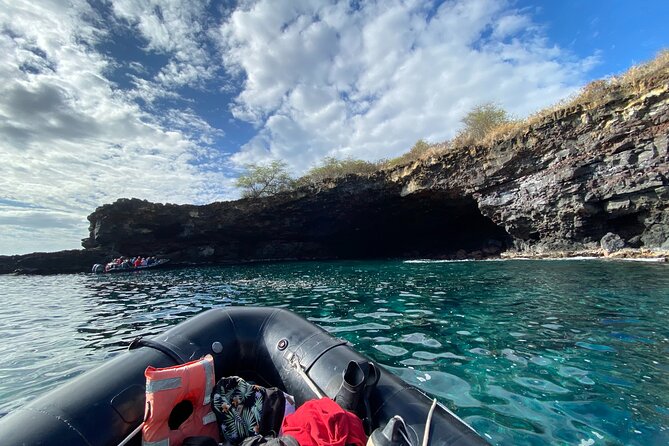 5-Hour Kona Private Boat Charter - Food and drinks on board: the practical “don’t skip lunch” bonus