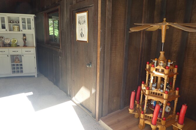 Baumkuchen Farm Tour - Stop 1 at Baumkuchenfarm: Palm Trees, Vanilla, and the Farm Grounds