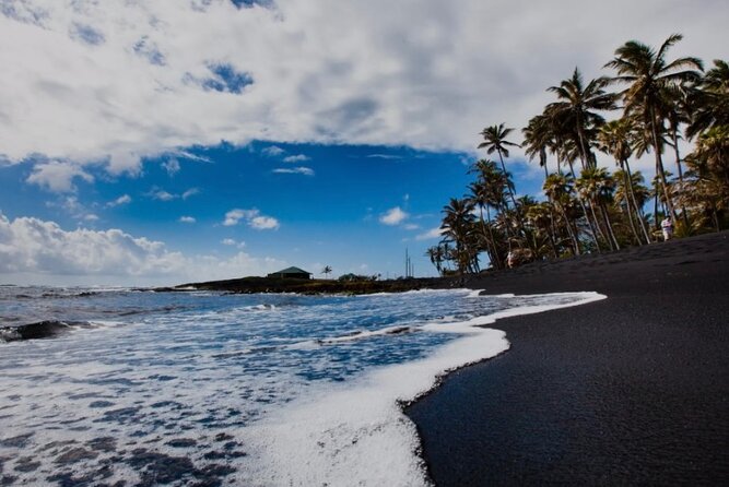 Best of Big Island: Volcanoes, Waterfall, Blacksand Beach & Lunch - Rainbow Falls: A Quick Waterfall Stop That Feels Like More