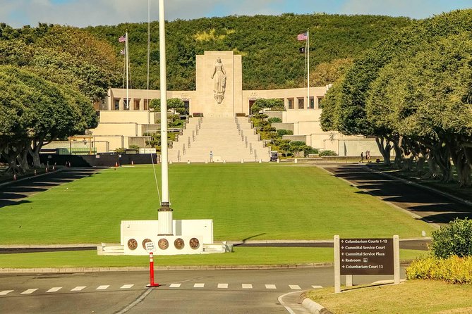 Best Of Oahu: Private Tour with Movie and Boat Tour USS Arizona Memorial - Practical tips so the 8-hour day feels smooth
