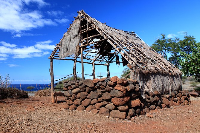Big Island Adventure Bundle: 5 Epic Audio Driving Tours - Day 3: the Volcanoes National Park day plus green sand and lava tree molds