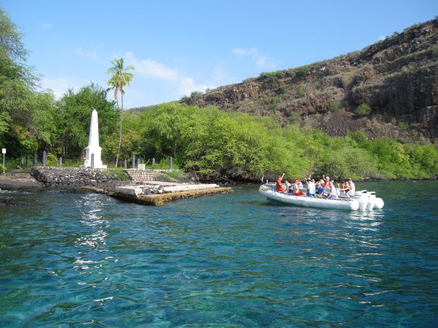 Big Island: Captain Cook Sightseeing & Snorkel Expedition - Sea caves and coves near Hualalai: the boat portion that feels like the adventure part