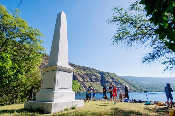 Big Island: Captain Cook Snorkel On A Power Catamaran With Lunch - Kealakekua Bay: where Captain Cook history meets real reef time