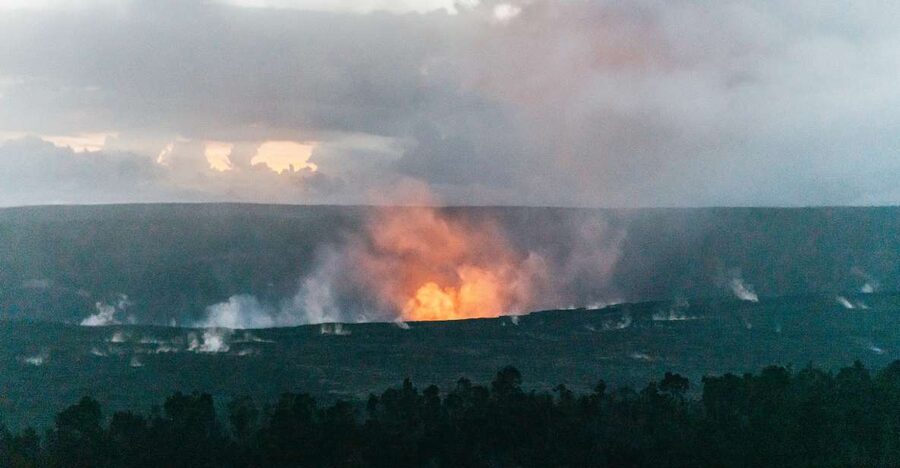 Big Island: Evening Volcano Explorer from Hilo - Hawaii Volcanoes National Park: Visitor Center to Kilauea Iki