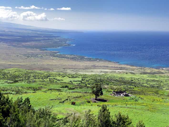 Big Island, Hawaii: Polaris Slingshot Rental - What You Get Included: Helmets and Navigation That Reduce Headaches