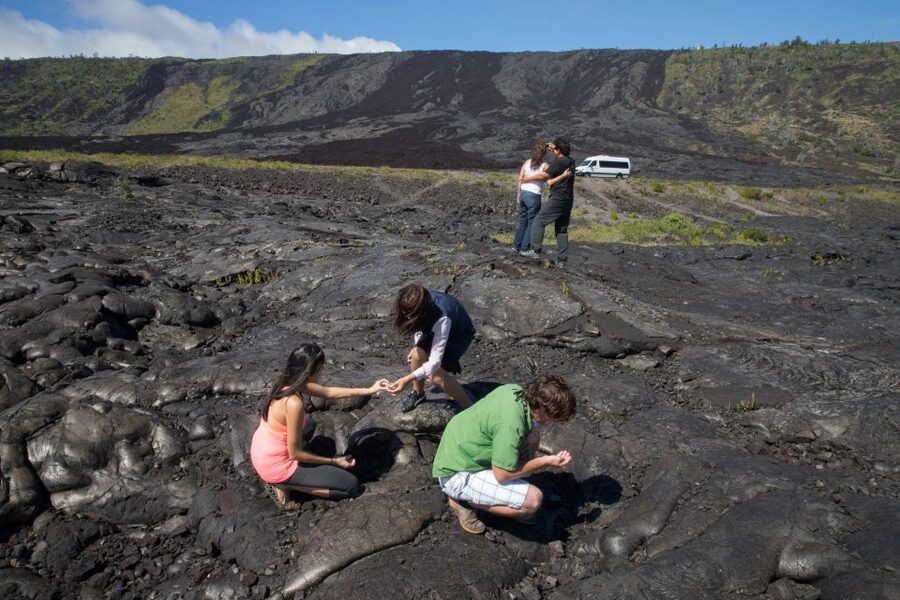 Big Island, Hawaii: Volcano and Stargazing Tour with Dinner - Mauna Kea stargazing: what the sky can do, and what you should wear