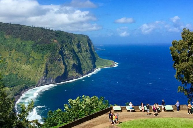 Big Island in a Day: Volcanoes Waterfalls Sightseeing and History - Two Waterfalls: Rainbow Falls and Akaka Falls State Park