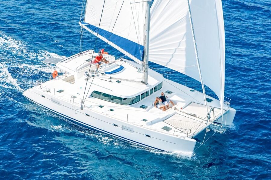 Big Island: Luxury Catamaran Trip along the Kona Coast - Price and Value: Is $449 Worth It for a 4-Hour Kona Trip?