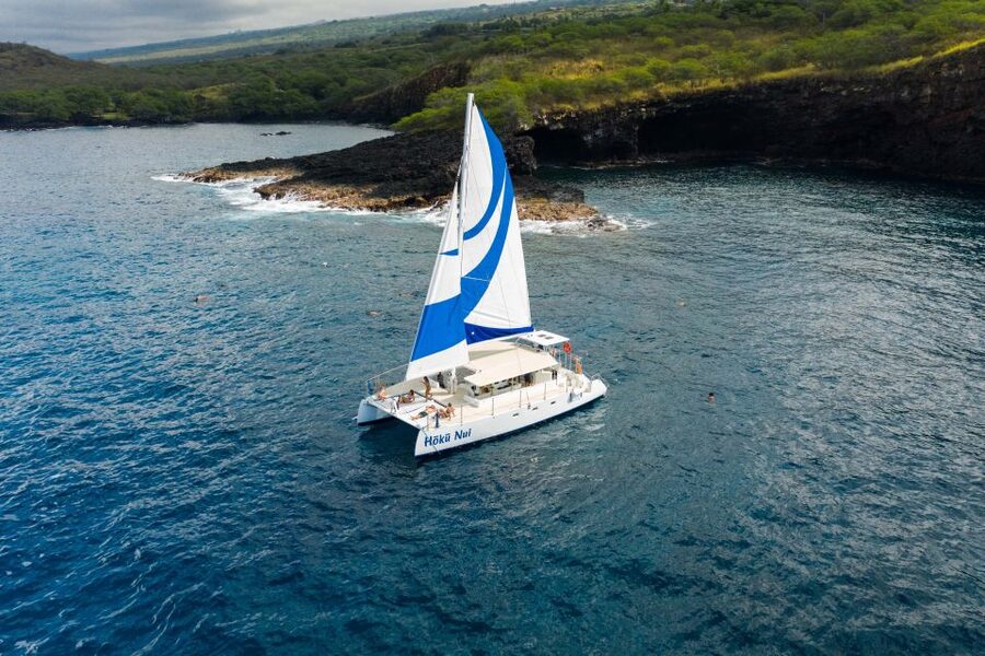Big Island: Morning Snorkel Sail to Captain Cook's Monument - Lava formations and Red Hill (when weather allows): the second reef stop