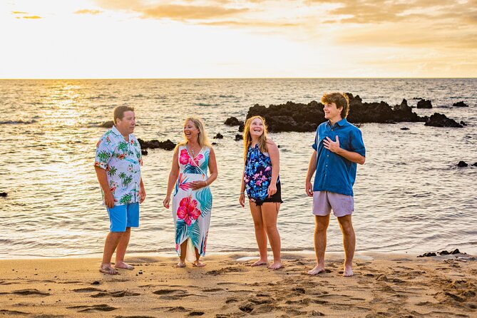 Big Island Photographer 45 minute beach portrait sessions - What you actually get: 20 digital images from 100+ proofs