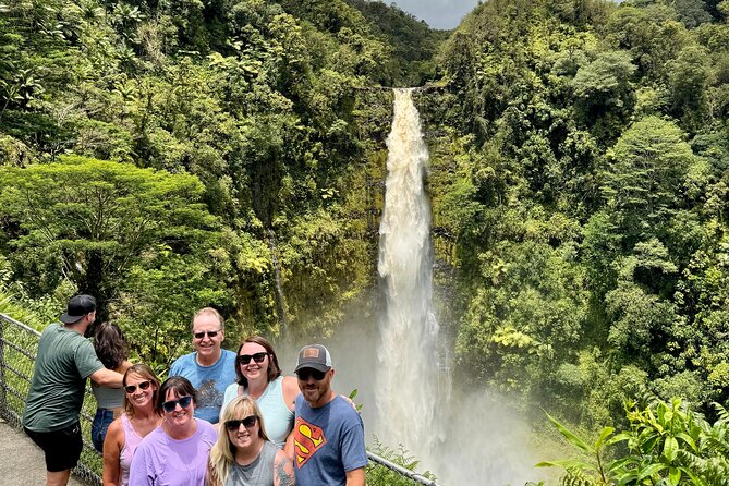 Big Island Private Tour Waipio Valley Volcanoes Waterfalls - Stop 8: Richardson Ocean Park and black sand tidepool vibes