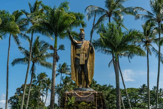Big Island Scenic Tour: Volcano HiloTown Waterfalls Beach & Lunch - Hilo Farmers Market plus Kamehameha stop: souvenirs and simple browsing