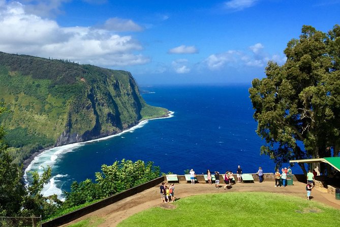 Big Island Waterfalls Tour with Swimming and Botanical Garden - Price and value for a 10-hour guided day