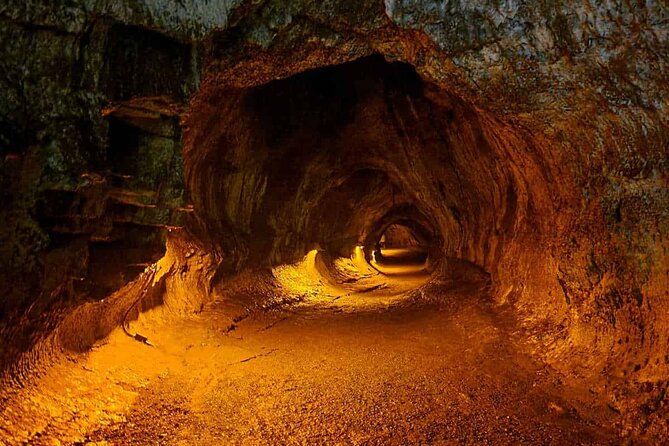 From Big island Hilo Private Volcanoes and Waterfalls Tour - Nahuku–Thurston Lava Tube: the short walk that feels like science fiction