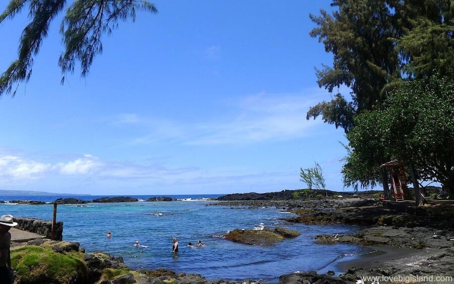 From Big island-Volcanoes & waterfall tour in a small group - Hawai‘i Volcanoes National Park: Kilauea and Mauna Loa in one sweep