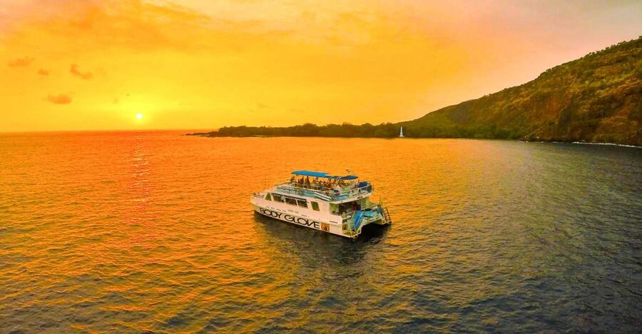 From Hawaii: Historical Dinner Cruise Tour to Kealakekua Bay - Kona to Kealakekua Bay: what this cruise does well