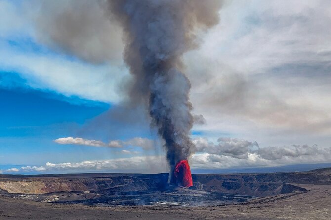 Guided Hike Adventure: Kilauea Iki and Lava Tube - Stop 2: Nahuku–Thurston Lava Tube inside the volcano