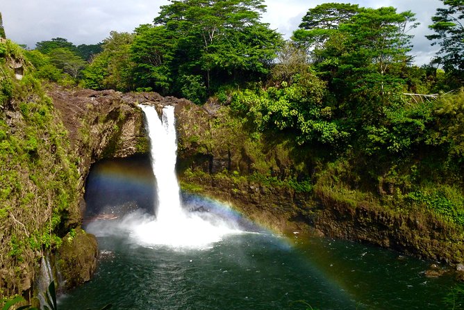 Hawaii Volcanoes National Park and Hilo Highlights Small Group Tour - Chain of Craters Road: black lava fields and crater overlooks