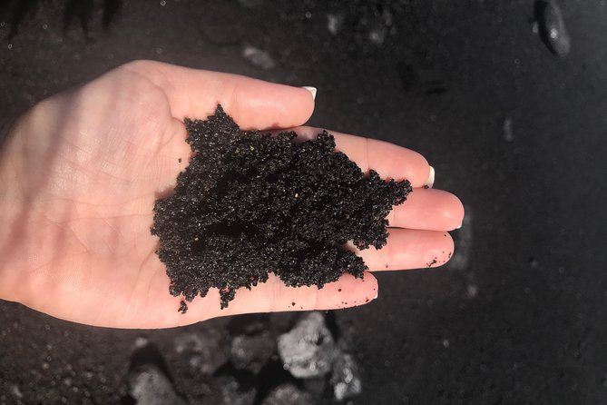 Hilo Shore Excursion: Volcano Safari Lava Caves & Black Sand - Leilani Estates, Warm Threats, and a Lunch Stop That Lets You Eat Local