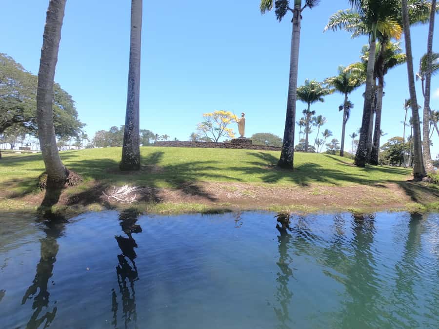 Hilo: Wailoa River to King Kamehameha Guided Kayaking Tour - Entering Hilo from the water: Wailoa River’s calm rhythm