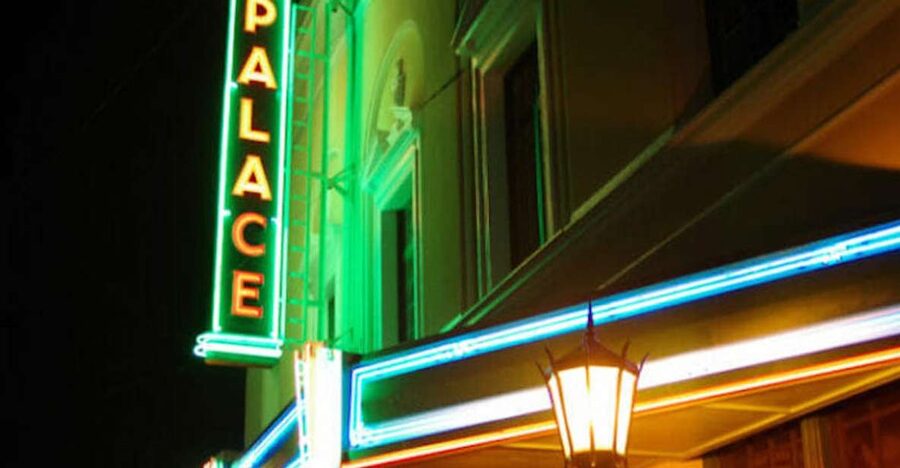 Hilo: Walking Ghost Tour - Starting at Day-Lum Properties: the walk begins near the Wailuku River vibe