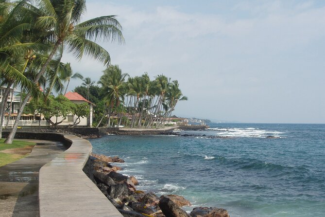 Kailua-Kona Haunted History Walking Ghost Tour - Kamakahonu Beach: UFO sightings, gods vs warnings, and the curse debate