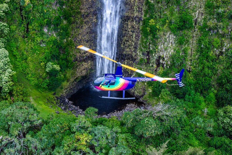 Kailua-Kona: Kohala, Volcanoes and Waterfall Helicopter Tour - Waterfalls: Pololū, Waimanu, Laupāhoehoe Nui, Honopue, and Wai‘ilikahi