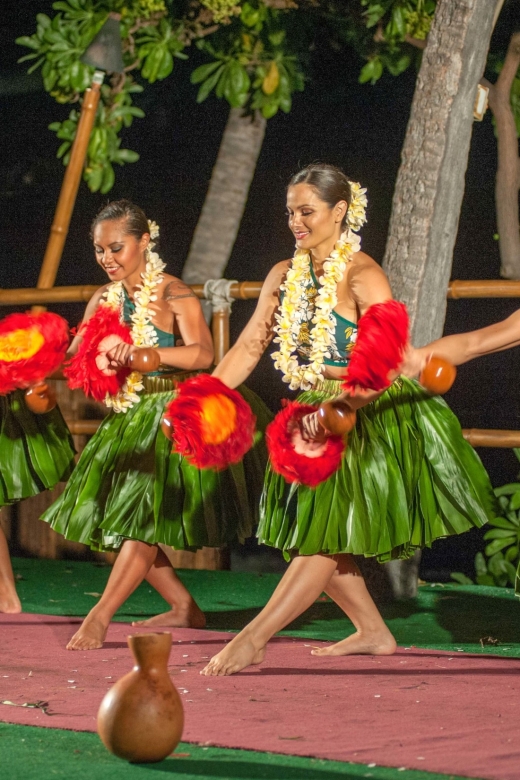 Kailua-Kona: Voyagers of the Pacific Luau with Buffet Dinner - Who should book this luau (and who should skip it)