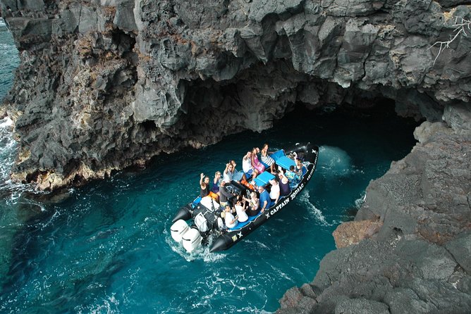 Kealakekua Bay Snorkeling Tour - 4 hour Kona Zodiac Adventure - Comfort, safety, and who should book this zodiac snorkeling day