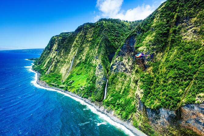Kohala Coast Volcano Waterfalls-90 Min Heli Tour-Doors Off or On - Pololū Valley, Honopue Valley cliffs, and Waimanu’s green depth