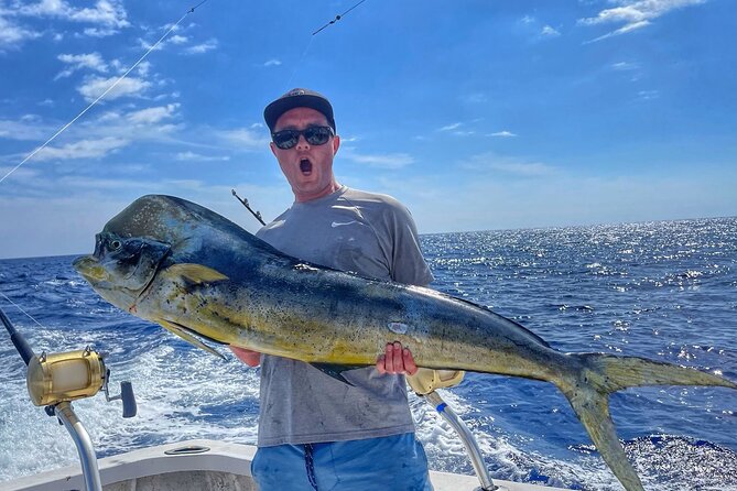 Kona - 8 Hour Private Fishing Charter in Kailua-Kona, Hawaii - Private Kona Trolling Feels Built Around Your Group