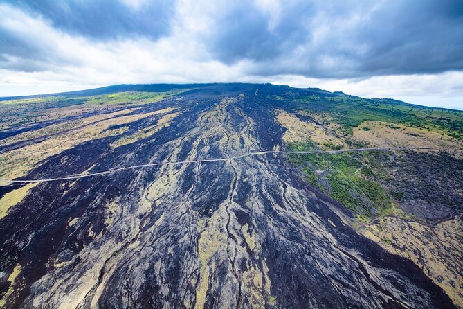 Kona Coast Hualalai Volcano-60Min Helicopter Tour-Door Off or On - Over coffee farms and Kealakekua Bay: marine preserve views with Captain Cook context