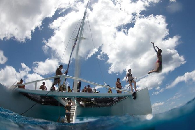 Kona Luxury Catamaran Yacht Snorkel & Sail - Prescription masks, snorkel vests, and sanitized gear that actually matters