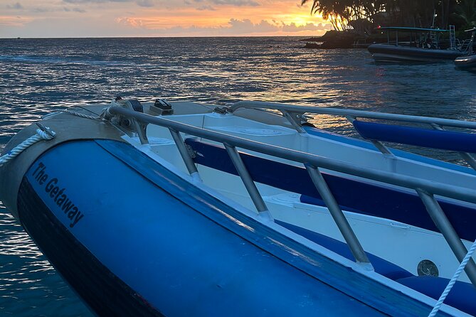 Kona Manta Night Snorkel: Swim with Mantas, Small Group (6 max) - How the Night Snorkel Works From Keauhou Bay