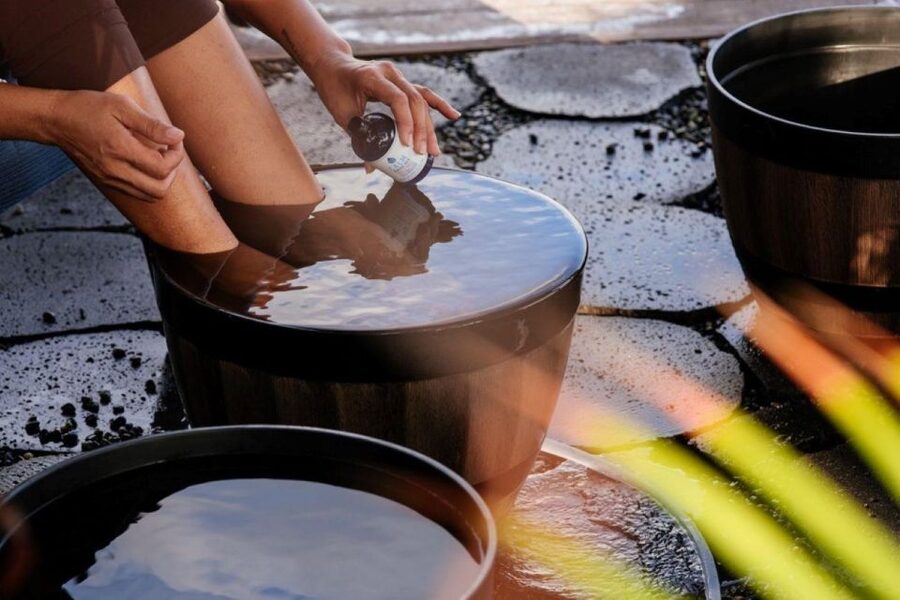 Kona Salt Farm: Deep Ocean Cold Water Mineral Foot Soak - Kona Salt Farm’s core idea: deep ocean water for tired feet