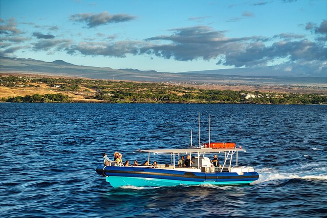 Mauna Kea 3hr Two Stop Sealife Snorkel Adventure - Onboard comfort that actually helps on a 3-hour trip