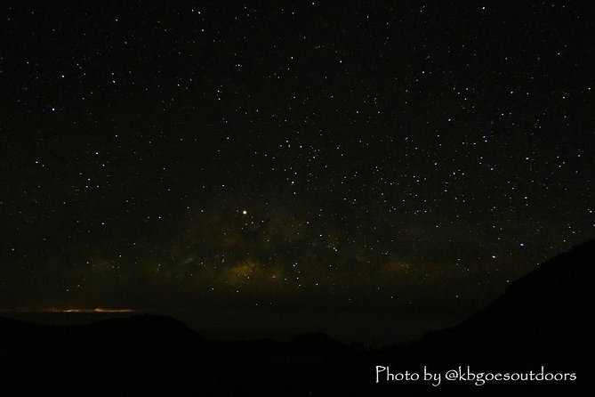 Mauna Kea Arnott's Adventures - Stop 3: Laser Pointer Stargazing at Onizuka (No Telescopes)