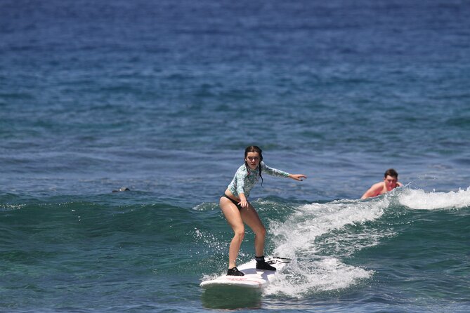 Premium group surf lessons- Kona’s Best Surf Lessons - The pacing: 90 minutes on the clock