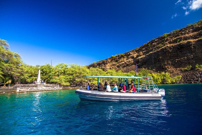 Premium Kona Coast Morning Snorkel - What you should bring: towels, sunscreen, and motion-sickness common sense