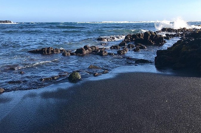 Private Big Island Kona Volcanoes and Waterfalls Tour - Nāhuku–Thurston Lava Tube: A Short Walk Through Real Lava