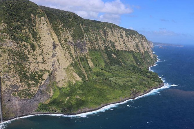 Private Kona Coast Helicopter Tour: All Window Seats - Pilots matter: the difference between sightseeing and storytelling