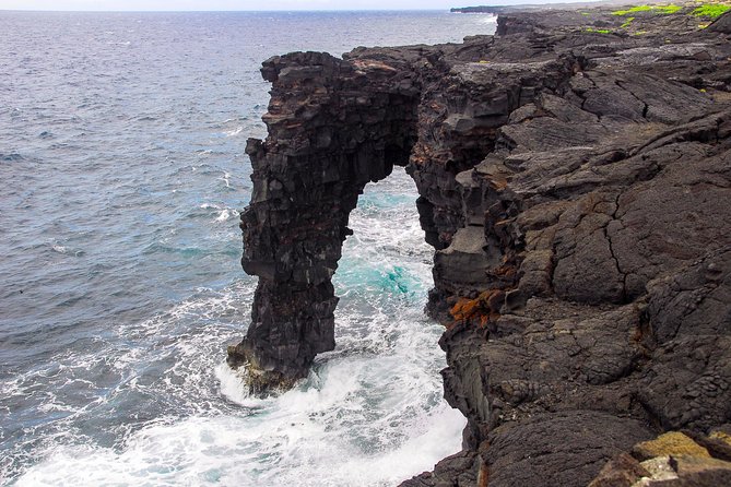 Private VIP Adventure from Kona or Waikoloa - Stop 1: Award-winning 100% Kona coffee, with exclusive access