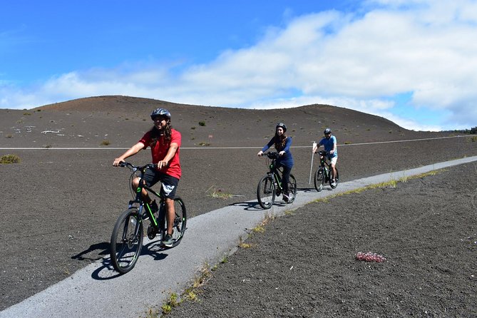 Self-Guided GPS Audio E-Bike Tour Hawaii Volcanoes National Park - Stop 4: Keanakakoi Crater Overlook and the bike-only lava view