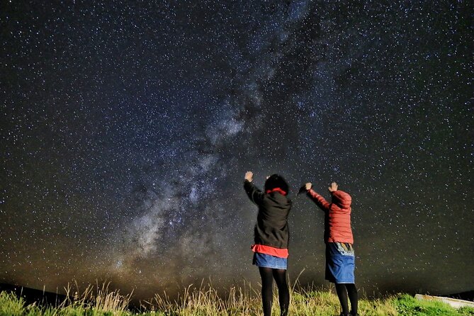 Small Group Big Island Twilight Volcano and Stargazing Tour - Punalu’u Bakery and black-sand turtles: a quick cultural and nature hit