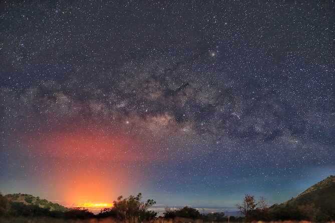 Small Group Big Island Twilight Volcano and Stargazing Tour - Guides, van comfort, and why small-group feels better on a long day